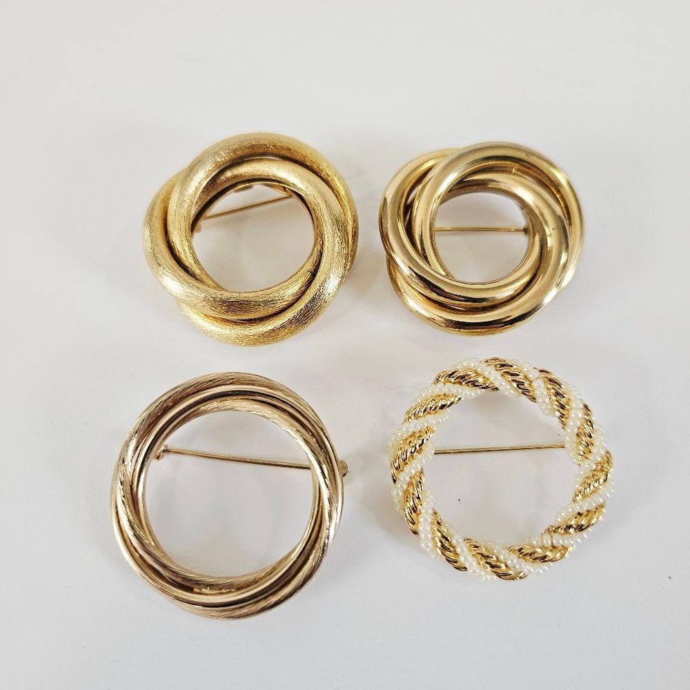Vintage Set of Four Gold Tone Beaded Layer Lovers Knot Circle Wreath Brooch Pins